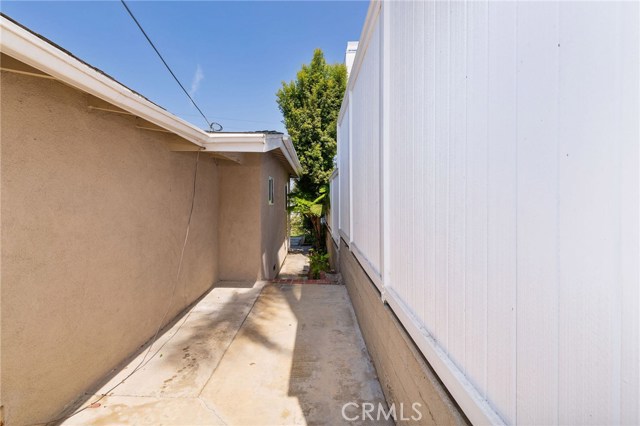 613 19th Street, Manhattan Beach, California 90266, 3 Bedrooms Bedrooms, ,2 BathroomsBathrooms,Residential,Sold,19th,SB19216606