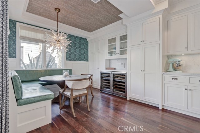 569 35th Street, Manhattan Beach, California 90266, 5 Bedrooms Bedrooms, ,5 BathroomsBathrooms,Residential,Sold,35th,SB19044289
