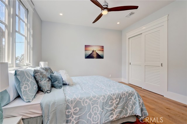 1955 Monterey Boulevard, Hermosa Beach, California 90254, 4 Bedrooms Bedrooms, ,2 BathroomsBathrooms,Residential,Sold,Monterey,SB18111119