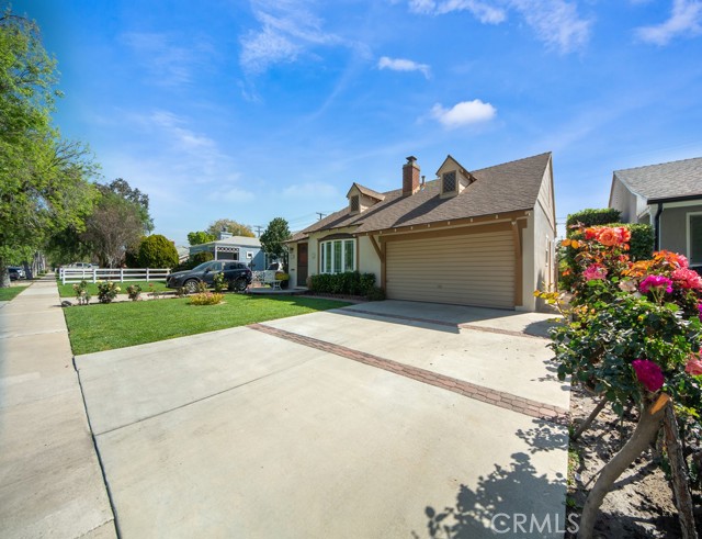 4 Bed Home for Sale in Burbank, California