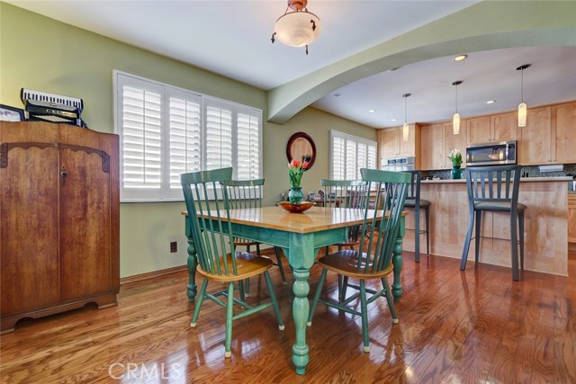 105 Irena Avenue, Redondo Beach, California 90277, 3 Bedrooms Bedrooms, ,3 BathroomsBathrooms,Residential,Sold,Irena,SB18189275