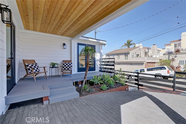 439 8th Street, Hermosa Beach, California 90254, 3 Bedrooms Bedrooms, ,1 BathroomBathrooms,Residential,Sold,8th,SB21050704