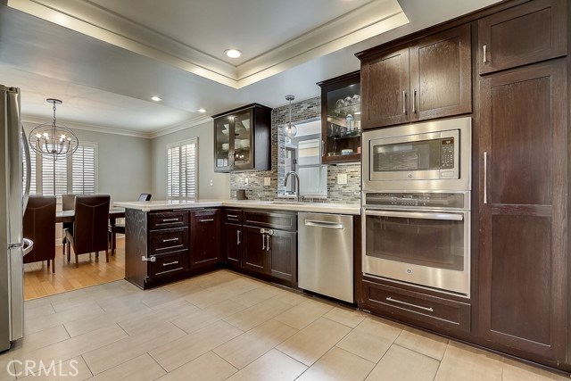 2104 Nelson Avenue, Redondo Beach, California 90278, 4 Bedrooms Bedrooms, ,3 BathroomsBathrooms,Residential,Sold,Nelson,SB20211994