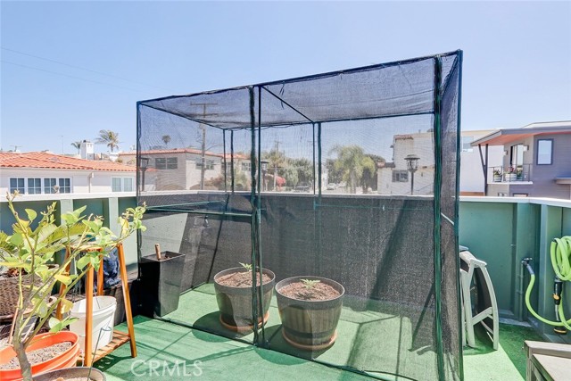 978 5th Street, Hermosa Beach, California 90254, ,Residential Income,Sold,5th,SB21084291