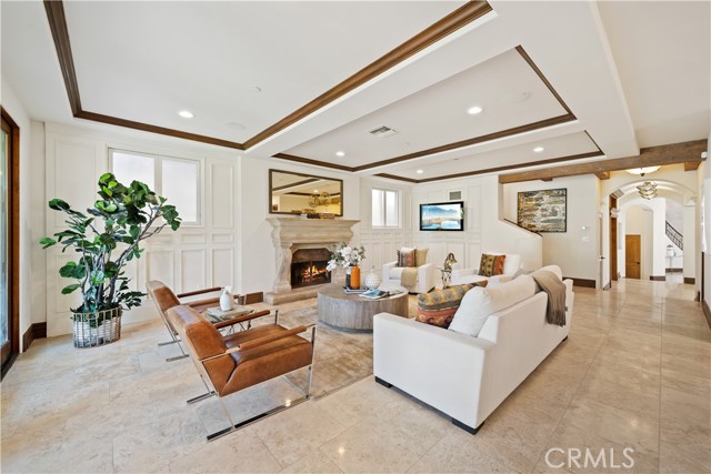 712 Sapphire Street, Redondo Beach, California 90277, 5 Bedrooms Bedrooms, ,3 BathroomsBathrooms,Residential,Sold,Sapphire,SB21110683
