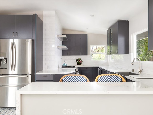 2204 Ardmore Avenue, Manhattan Beach, California 90266, 3 Bedrooms Bedrooms, ,2 BathroomsBathrooms,Residential,Sold,Ardmore,SB21089811