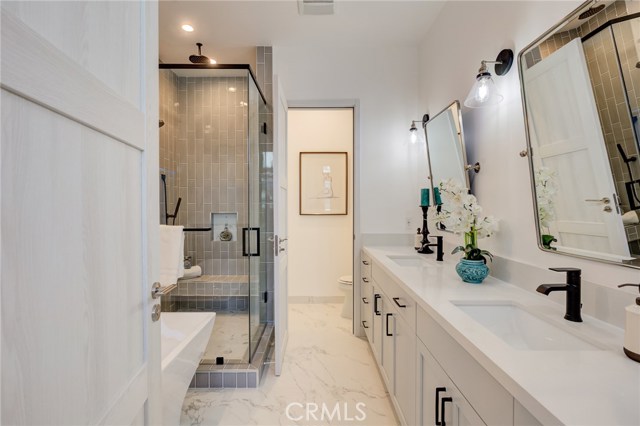 1711 Haynes Lane, Redondo Beach, California 90278, 3 Bedrooms Bedrooms, ,4 BathroomsBathrooms,Residential,Sold,Haynes,PV19232617