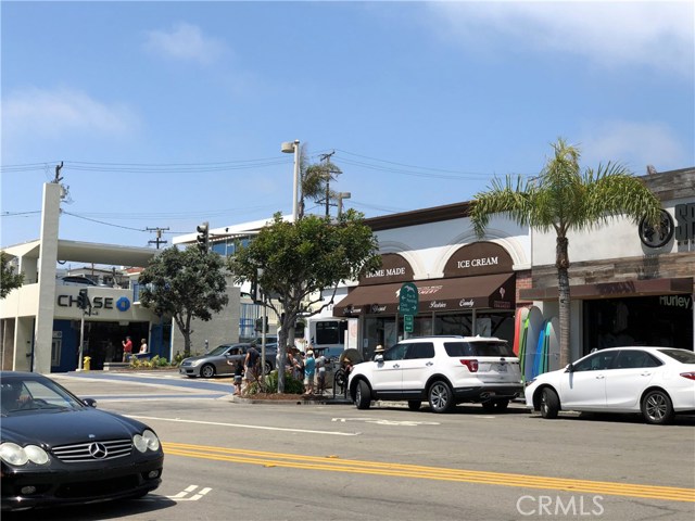 121 15th Street, Manhattan Beach, California 90266, 3 Bedrooms Bedrooms, ,3 BathroomsBathrooms,Residential,Sold,15th,SB18131907