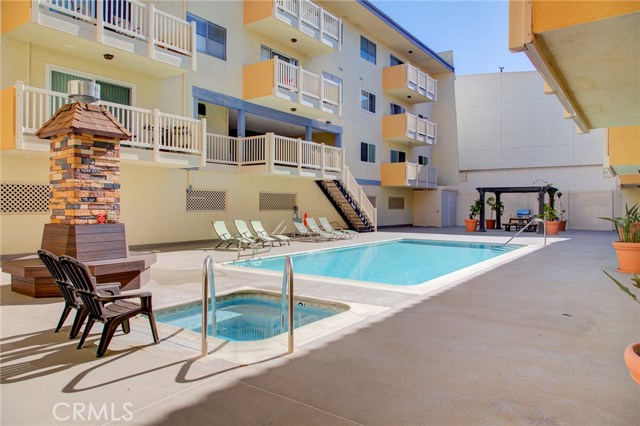 1707 Pacific Coast, Hermosa Beach, California 90254, 2 Bedrooms Bedrooms, ,2 BathroomsBathrooms,Residential,Sold,Pacific Coast,SB19021839