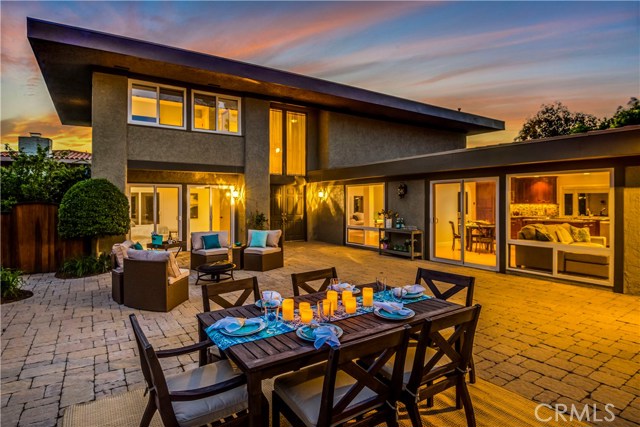 2609 Via Valdes, Palos Verdes Estates, California 90274, 4 Bedrooms Bedrooms, ,3 BathroomsBathrooms,Residential,Sold,Via Valdes,PV17070096