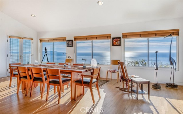 Dining Area / View of Catalina