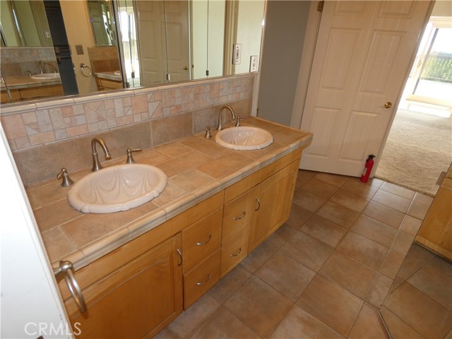 805 Paulina Avenue, Redondo Beach, California 90277, 5 Bedrooms Bedrooms, ,2 BathroomsBathrooms,Residential,Sold,Paulina,SB17203932