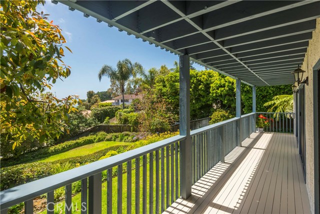 1813 Via Estudillo, Palos Verdes Estates, California 90274, 3 Bedrooms Bedrooms, ,1 BathroomBathrooms,Residential,Sold,Via Estudillo,PV17110729