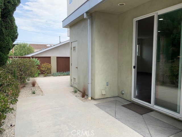 1933 Gates Avenue, Redondo Beach, California 90278, 4 Bedrooms Bedrooms, ,3 BathroomsBathrooms,Residential,Sold,Gates,SB21164757