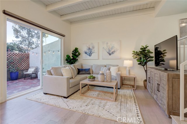 2519 Carnegie Lane, Redondo Beach, California 90278, 2 Bedrooms Bedrooms, ,2 BathroomsBathrooms,Residential,Sold,Carnegie,SB20235745