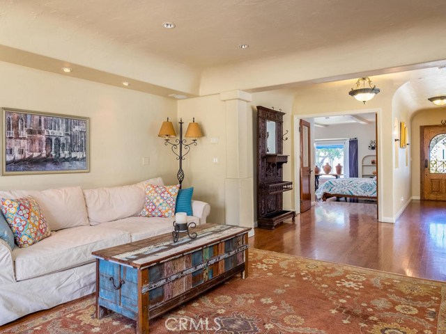 616 Gertruda Avenue, Redondo Beach, California 90277, 4 Bedrooms Bedrooms, ,4 BathroomsBathrooms,Residential,Sold,Gertruda,SB18039519