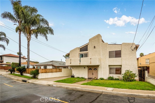 1817 Marshallfield Lane, Redondo Beach, California 90278, 2 Bedrooms Bedrooms, ,1 BathroomBathrooms,Residential,Sold,Marshallfield,PV19025595