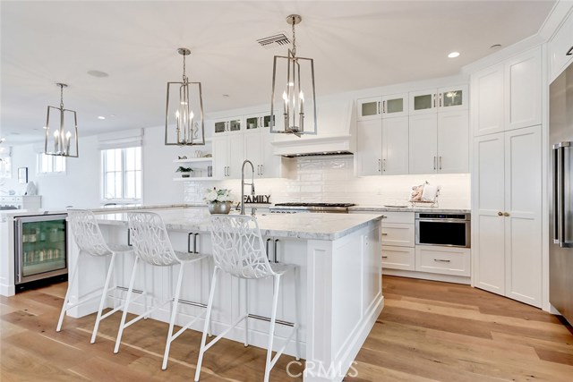 420 31st Street, Manhattan Beach, California 90266, 5 Bedrooms Bedrooms, ,2 BathroomsBathrooms,Residential,Sold,31st,SB20242729