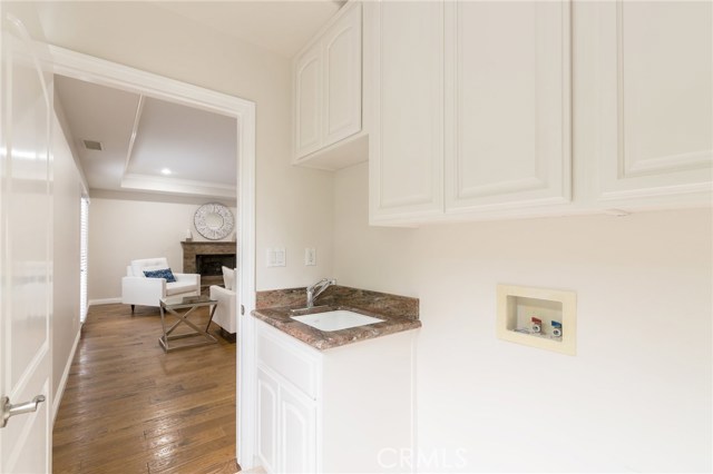 2515 Voorhees Avenue, Redondo Beach, California 90278, 4 Bedrooms Bedrooms, ,4 BathroomsBathrooms,Residential,Sold,Voorhees,SB18062969