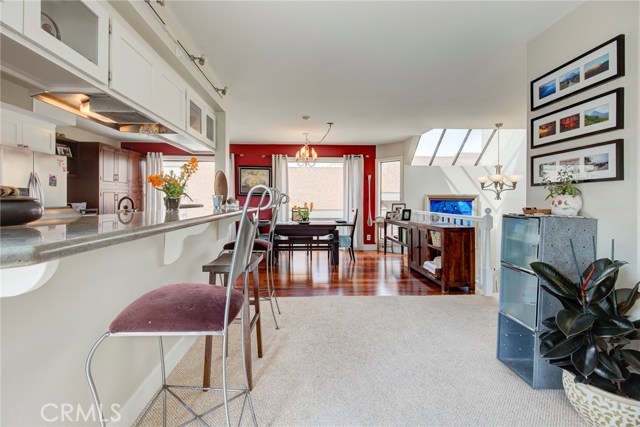 217 Helberta Avenue, Redondo Beach, California 90277, 3 Bedrooms Bedrooms, ,2 BathroomsBathrooms,Residential,Sold,Helberta,SB19082570