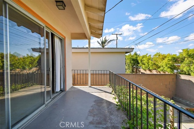 419 Avenue F, Redondo Beach, California 90277, 3 Bedrooms Bedrooms, ,2 BathroomsBathrooms,Residential,Sold,Avenue F,PV21173428