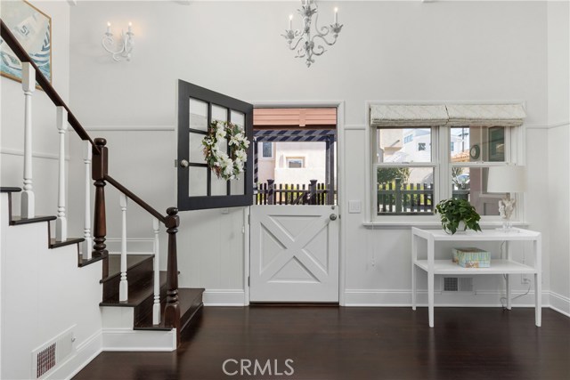 668 36th Street, Manhattan Beach, California 90266, 3 Bedrooms Bedrooms, ,2 BathroomsBathrooms,Residential,Sold,36th,SB21007690