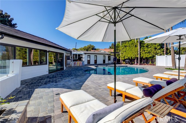 4511 Marloma Drive, Rolling Hills Estates, California 90274, 5 Bedrooms Bedrooms, ,2 BathroomsBathrooms,Residential,Sold,Marloma,PV19267077