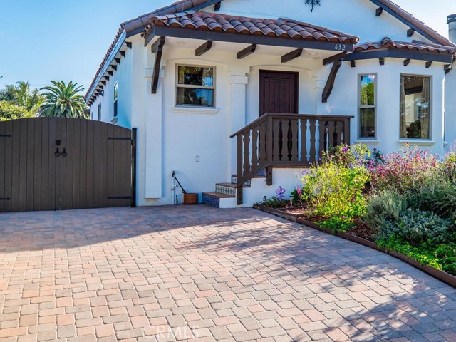 632 Avenue A, Redondo Beach, California 90277, 3 Bedrooms Bedrooms, ,2 BathroomsBathrooms,Residential,Sold,Avenue A,SB17216551