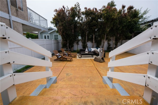 505 Hollowell Avenue, Hermosa Beach, California 90254, 2 Bedrooms Bedrooms, ,1 BathroomBathrooms,Residential,Sold,Hollowell,SB18095079