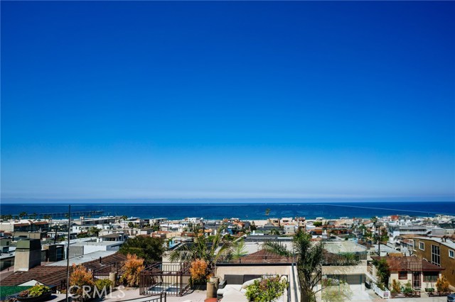 1715 Bayview Drive, Hermosa Beach, California 90254, 3 Bedrooms Bedrooms, ,2 BathroomsBathrooms,Residential,Sold,Bayview,SB17151823