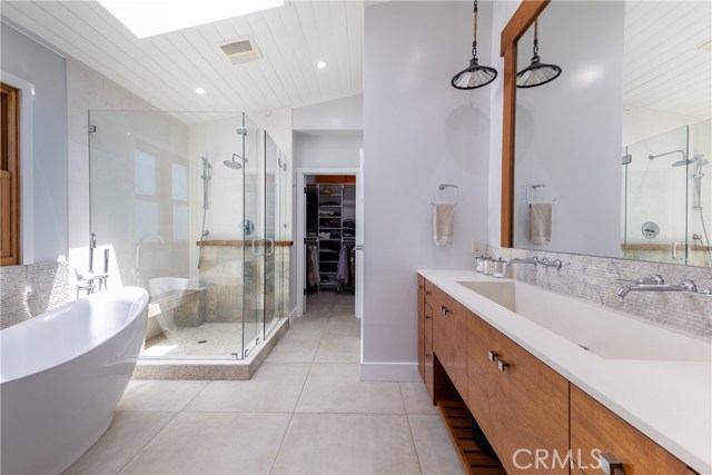 1631 19th Street, Manhattan Beach, California 90266, 5 Bedrooms Bedrooms, ,4 BathroomsBathrooms,Residential,Sold,19th,SB20082155