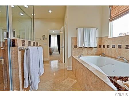 1308 Harkness Lane, Redondo Beach, California 90278, 5 Bedrooms Bedrooms, ,3 BathroomsBathrooms,Residential,Sold,Harkness,SB17259484