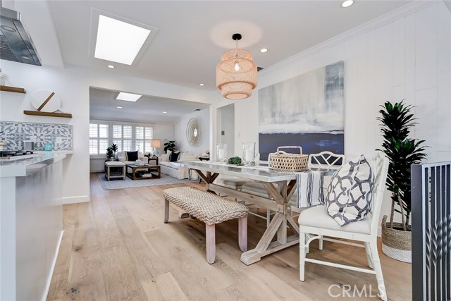 2101 Chestnut Avenue, Manhattan Beach, California 90266, 3 Bedrooms Bedrooms, ,2 BathroomsBathrooms,Residential,Sold,Chestnut,SB20213029