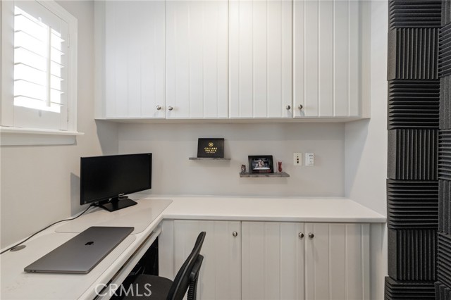 enclosed space perfect for the home office enclosed space perfect for the home office