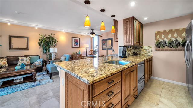 531 Esplanade, Redondo Beach, California 90277, 2 Bedrooms Bedrooms, ,1 BathroomBathrooms,Residential,Sold,Esplanade,SB21010965