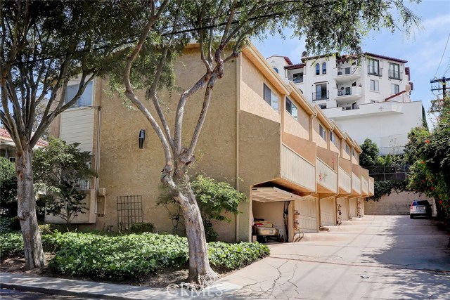 2000 Mathews Avenue, Redondo Beach, California 90278, 2 Bedrooms Bedrooms, ,2 BathroomsBathrooms,Residential,Sold,Mathews,SB19185510