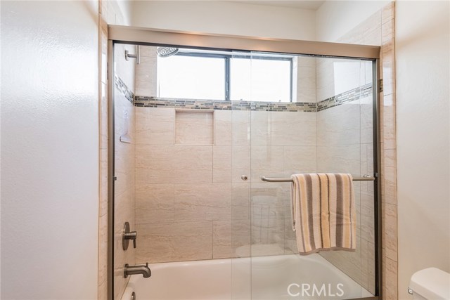 2507 Huntington Lane Lane, Redondo Beach, California 90278, 3 Bedrooms Bedrooms, ,2 BathroomsBathrooms,Residential,Sold,Huntington Lane,SB18089282