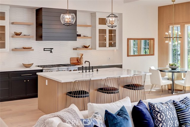 3405 Pine Avenue, Manhattan Beach, California 90266, 5 Bedrooms Bedrooms, ,4 BathroomsBathrooms,Residential,Sold,Pine,SB20165715