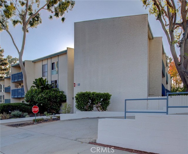 601 Prospect Avenue, Redondo Beach, California 90277, 2 Bedrooms Bedrooms, ,1 BathroomBathrooms,Residential,Sold,Prospect,SB18289971