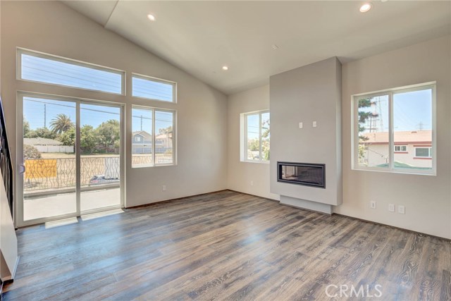 2707 Rockefeller Lane, Redondo Beach, California 90278, 4 Bedrooms Bedrooms, ,5 BathroomsBathrooms,Residential,Sold,Rockefeller,PV19136764