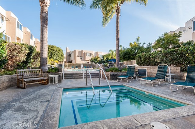 501 Herondo Street, Hermosa Beach, California 90254, 3 Bedrooms Bedrooms, ,2 BathroomsBathrooms,Residential,Sold,Herondo,SB18003638