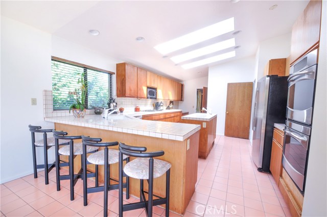 6401 Via Baron, Rancho Palos Verdes, California 90275, 4 Bedrooms Bedrooms, ,5 BathroomsBathrooms,Residential,Sold,Via Baron,PV17162261