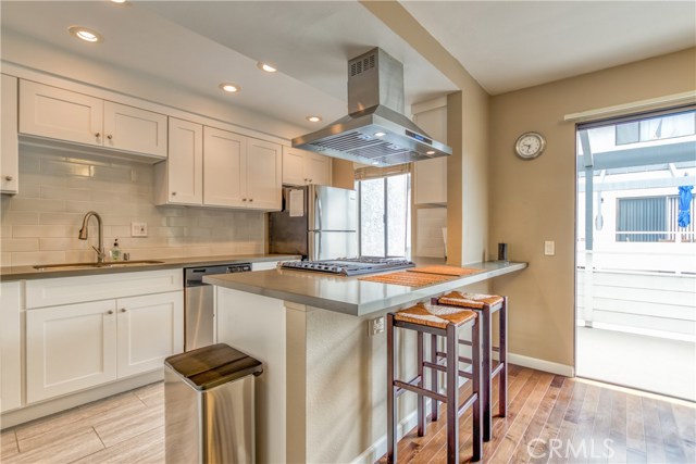 1911 Rockefeller Lane, Redondo Beach, California 90278, 2 Bedrooms Bedrooms, ,1 BathroomBathrooms,Residential,Sold,Rockefeller,SB20151257 1911 Rockefeller Lane, Redondo Beach, California 90278, 2 Bedrooms Bedrooms, ,1 BathroomBathrooms,Residential,Sold,Rockefeller,SB20151257