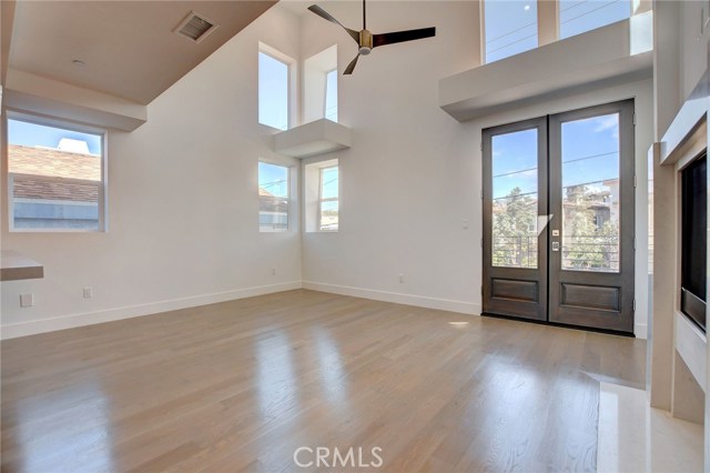 2nd Level . . . Living room