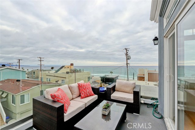 123 44th Street, Manhattan Beach, California 90266, 3 Bedrooms Bedrooms, ,4 BathroomsBathrooms,Residential,Sold,44th,SB18118922