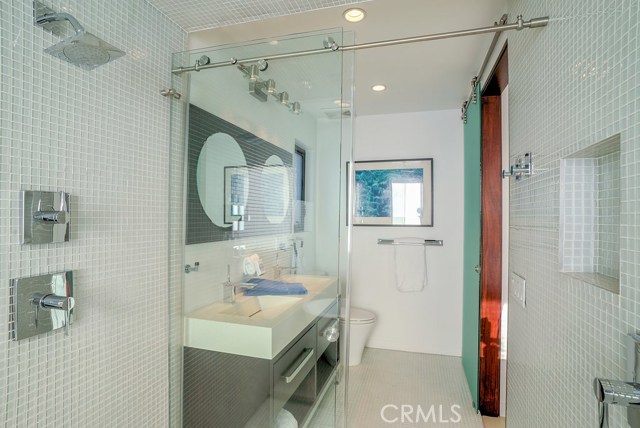 1504 Monterey, Hermosa Beach, California 90254, 3 Bedrooms Bedrooms, ,3 BathroomsBathrooms,Residential,Sold,Monterey,SB18059436