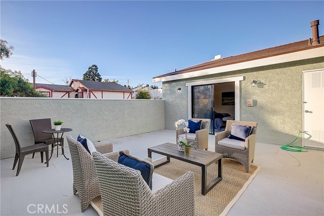 2215 Huntington Lane, Redondo Beach, California 90278, 3 Bedrooms Bedrooms, ,2 BathroomsBathrooms,Residential,Sold,Huntington,PW21010737