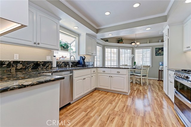 2006 Farrell Avenue, Redondo Beach, California 90278, 3 Bedrooms Bedrooms, ,2 BathroomsBathrooms,Residential,Sold,Farrell,SB17188761