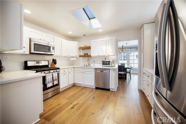 2511 184th Street, Redondo Beach, California 90278, 4 Bedrooms Bedrooms, ,3 BathroomsBathrooms,Residential,Sold,184th,SB21054988
