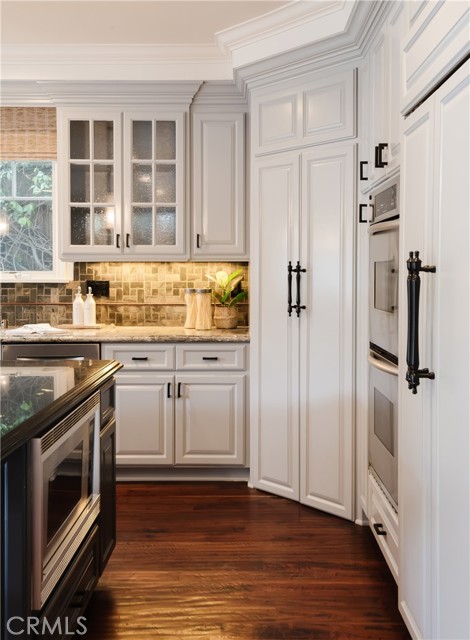 653 36th Street, Manhattan Beach, California 90266, 5 Bedrooms Bedrooms, ,5 BathroomsBathrooms,Residential,Sold,36th,SB21097306